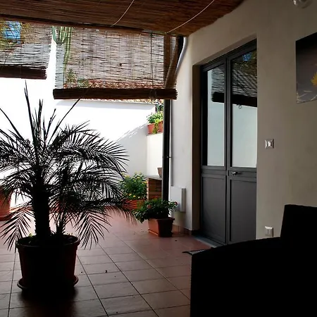 Apartment Paola *
